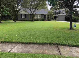 1785 Longwood Dr, Baton Rouge, LA 70808