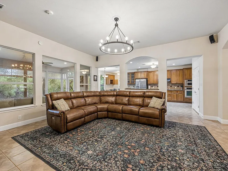 313 S Flamingo Dr — Photo 10