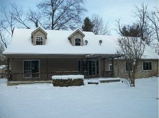 3852 Sampson Rd, Youngstown, OH 44505