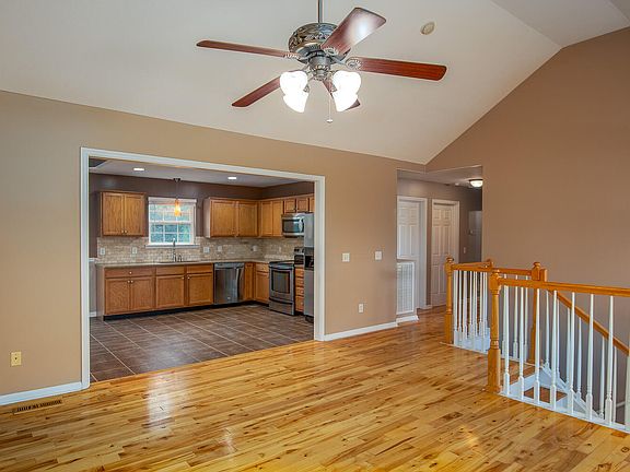 4th image of 7194 British Rd