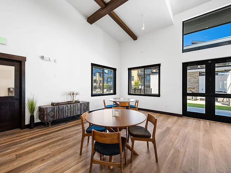 Sky Meadow Villas — Photo 60