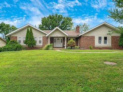 463 Londondary Dr, Ballwin, MO, 63011