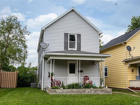 2nd image of 1001 Nicklin Ave