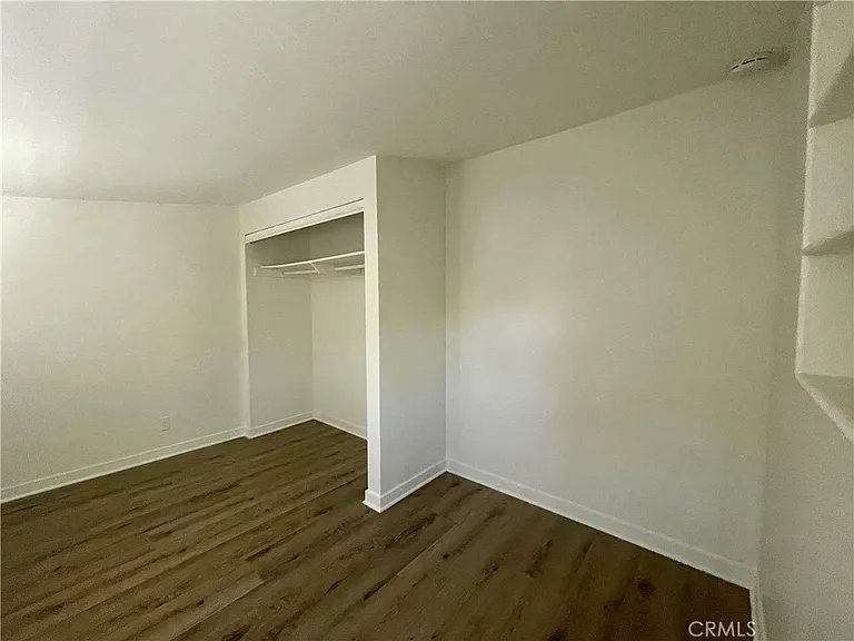 1570 Locust St — Photo 6