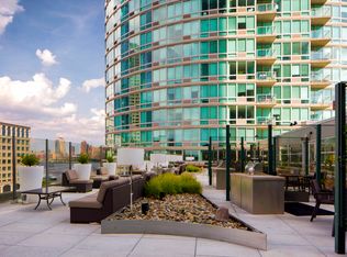 33 Hudson St #W1902, Jersey City, NJ 07302