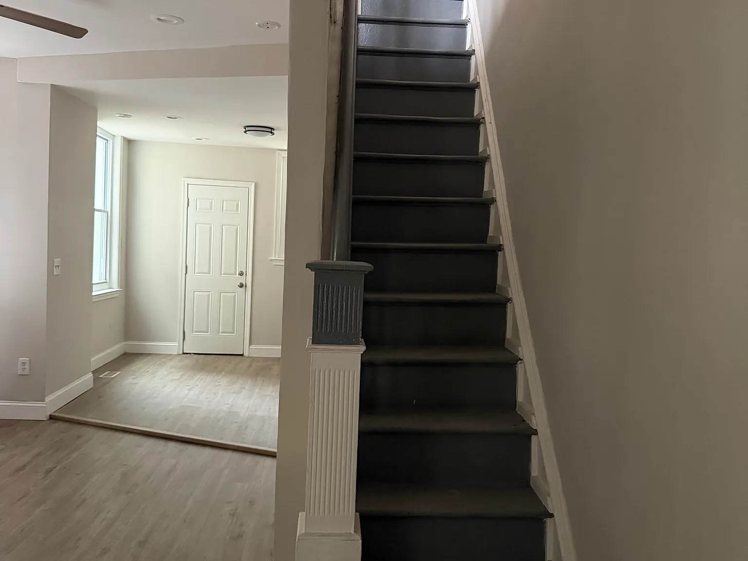 2 bed, 828 sqft, $1,600 — Photo 3