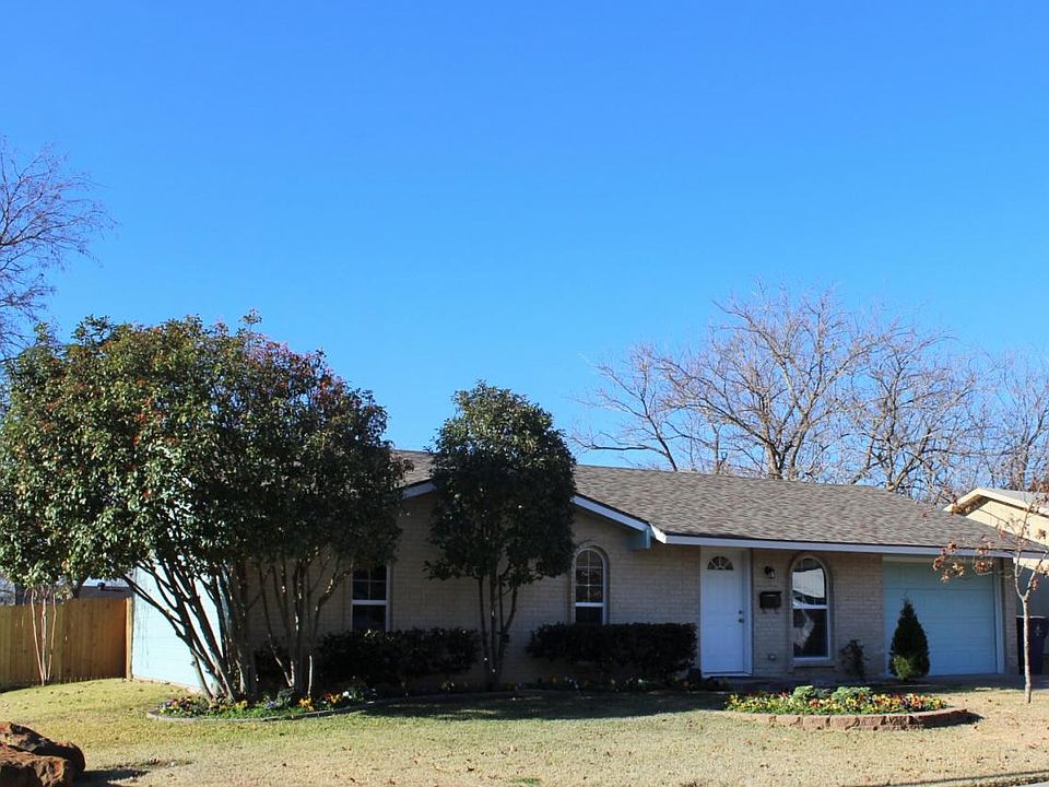 1st image of 4057 Charter Dr