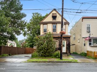 1232 3rd St, Rensselaer, NY 12144