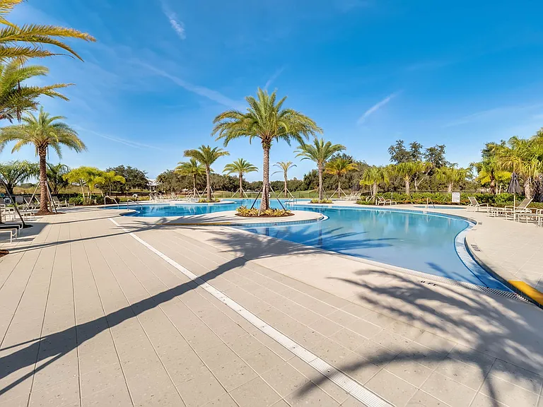 7790 Four Seasons Blvd — Photo 33