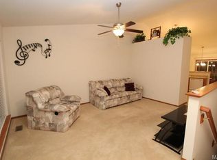 224 Crystal Ridge Dr, O'Fallon, MO 63366