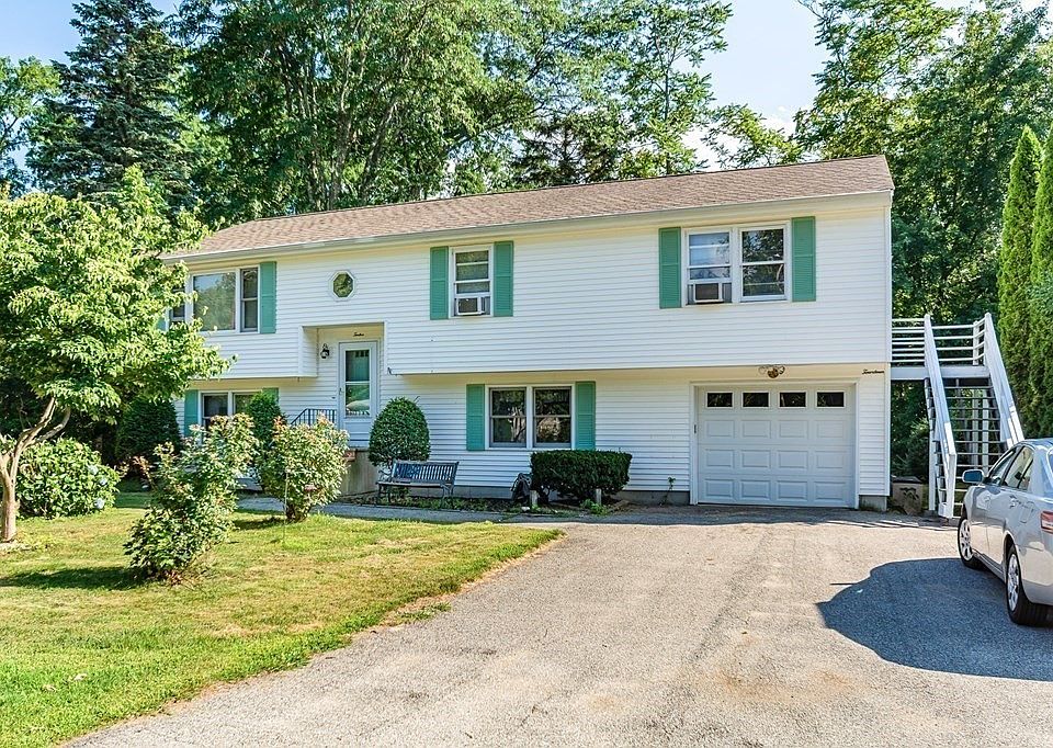 1st image of 12-14 Riverdale Ave
