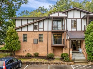 2001 Thornberry Dr #2001, Pittsburgh, PA