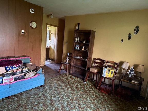 5th image of 3927 Cody Rd