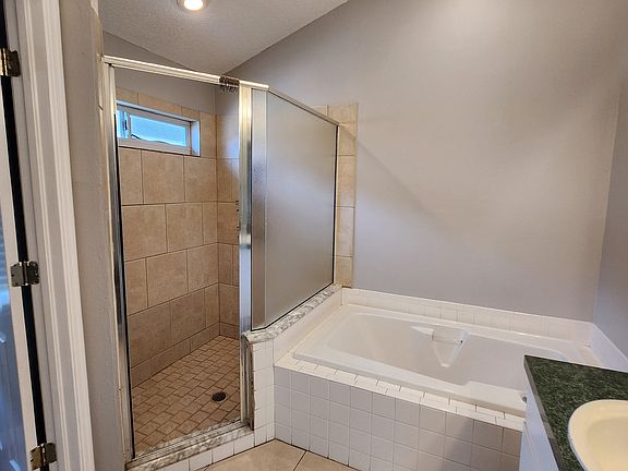 5th image of 5409 Aragon Ct
