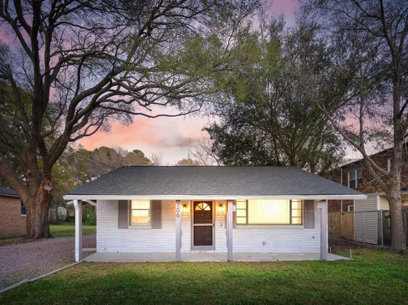 706 White Oak Dr, Charleston, SC 29407