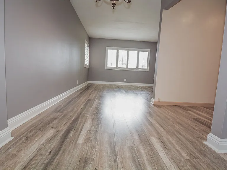 11433 Littchen St — Photo 14