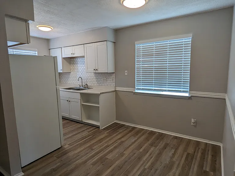 3303 Vintage Hills Cv #C — Photo 9