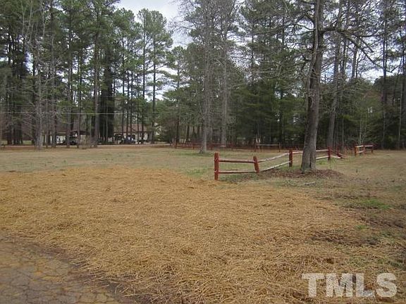 5th image of 3536 Country Ln