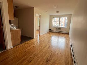 1433 Park Pl, Brooklyn, NY