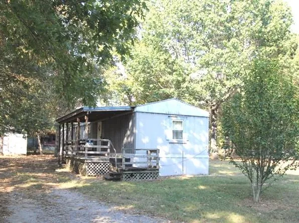 212 Maple Dr, Beechgrove, TN 37018