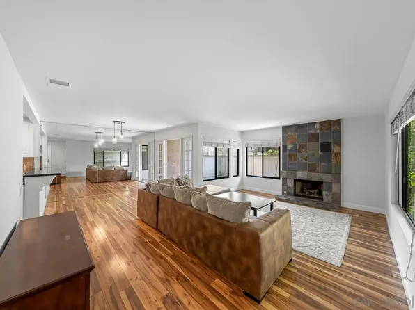 6016 Gaines St, San Diego, CA 92110