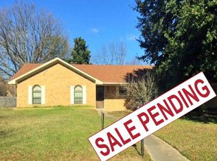 1107 Rolling Hills Dr, De Kalb, TX 75559