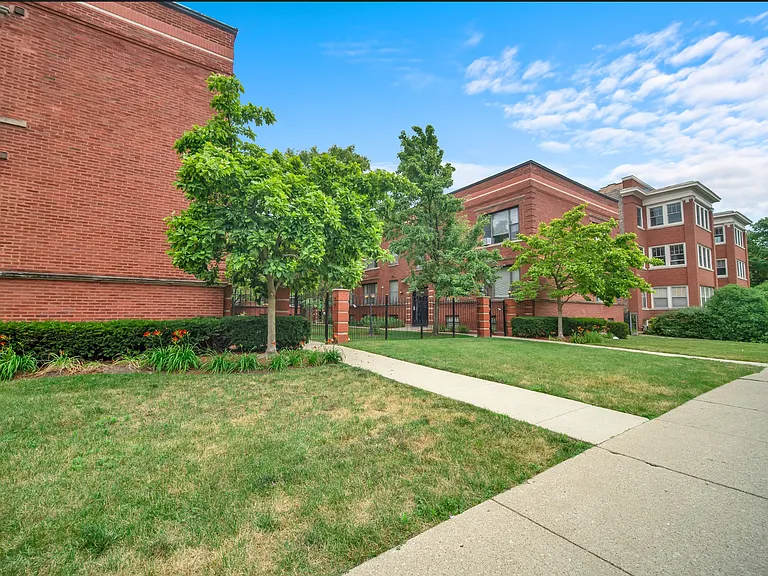 1308 W North Shore Ave — Photo 4