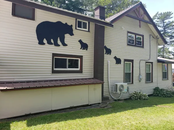 137 Balsam Ave, Caroga Lake, NY 12032