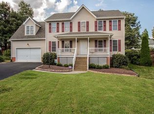 12412 Ivytree Ter, Chester, VA 23831