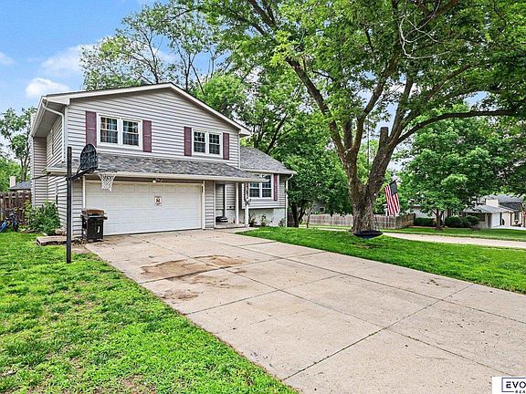 3rd image of 3302 Daniell St