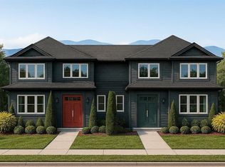 1067 Prairie Ave, Pt Coquitlam, BC V3B 1S5