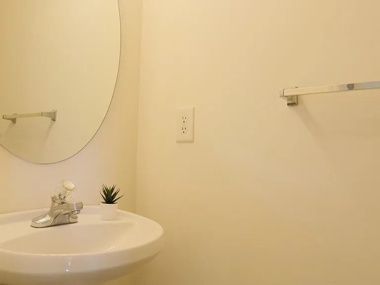 1316 Pebble Creek Xing — Photo 19