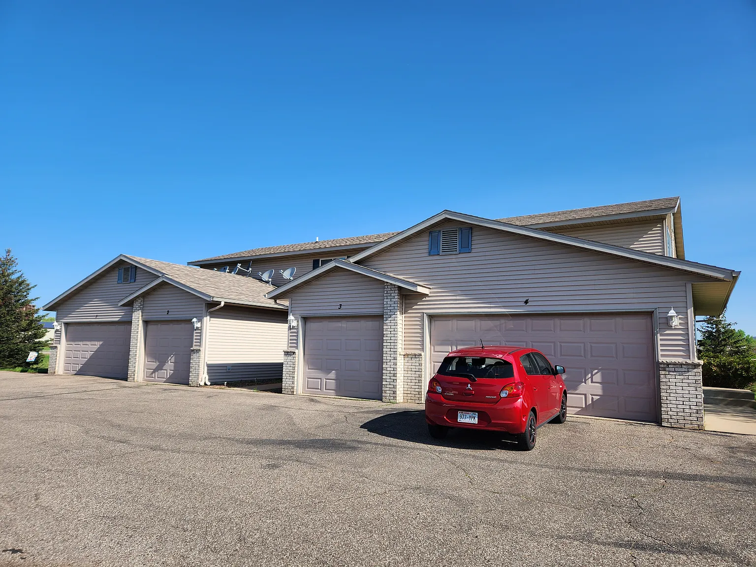2 bed, 1.5 bath, $1,200 — Photo 1