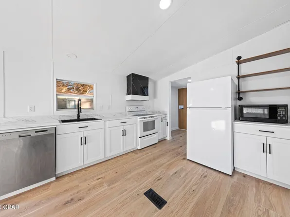 3735 E 6th St, Panama City, FL 32401