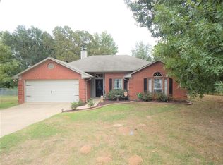 226 Robyn Ln, Lindale, TX 75771