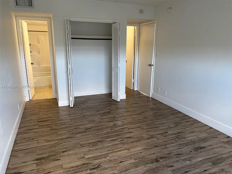 1701 Washington St #504 — Photo 18