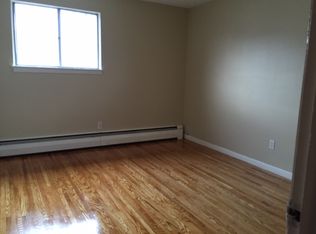 93 Elmhurst Pl APT 4, Buffalo, NY 14216