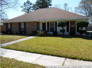 4940 Pinehill Dr, Baton Rouge, LA 70817
