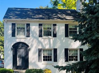 25700 Dundee Rd, Royal Oak, MI 48067