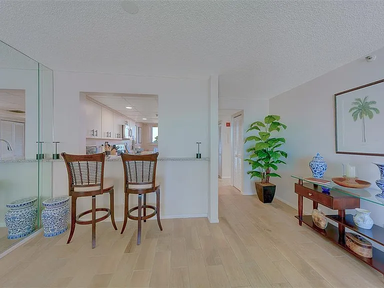 17900 Gulf Blvd #1B — Photo 9