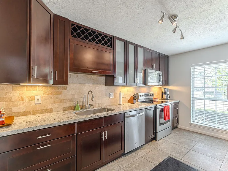 6339 Del Monte Dr SW #95 — Photo 11