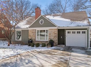 5306 Falmouth Rd, Fairway, KS 66205