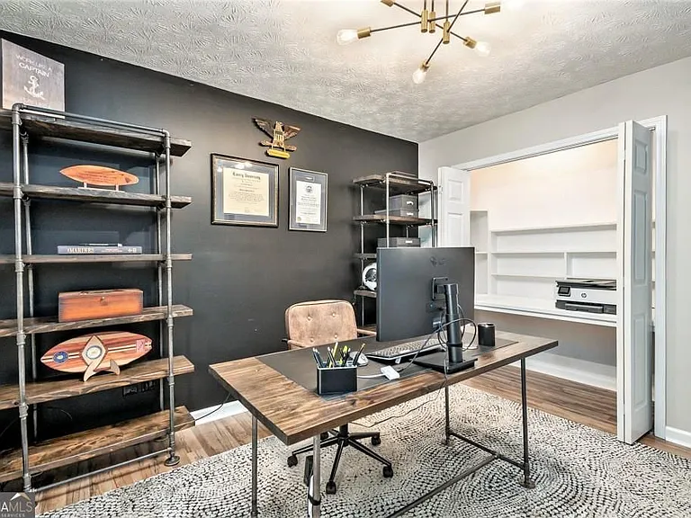 1118 Capital Club Cir — Photo 16