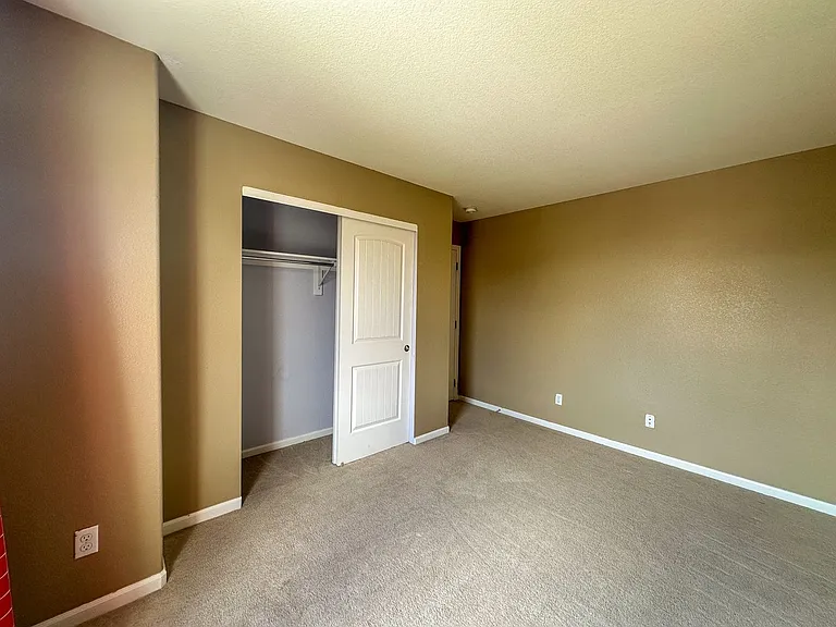 12183 Coral Burst Ln — Photo 33