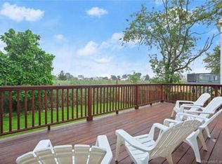 969 Reef Rd, Fairfield, CT 06824