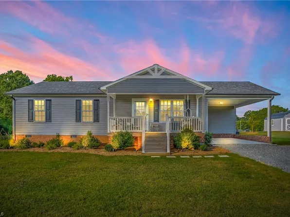 1957 Old Plank Rd, Sophia, NC 27350