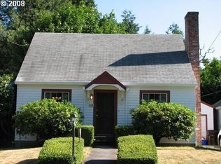 636 Division St, Oregon City, OR 97045