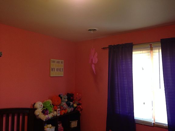 5th image of 2925 Topaz Dr
