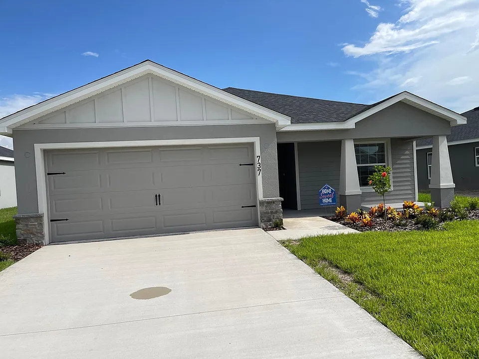 737 Daphne Dr