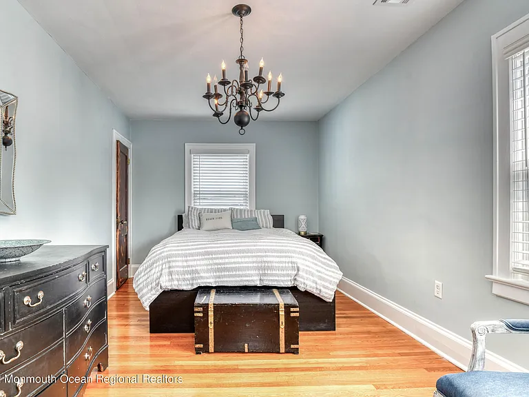 1505 Emory St #WINTER RENTAL — Photo 22